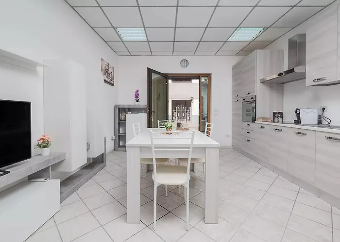 Saint Simplicio House Апартаменты