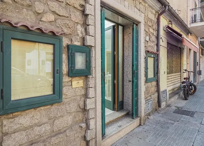 Saint Simplicio House Апартаменты Ольбия